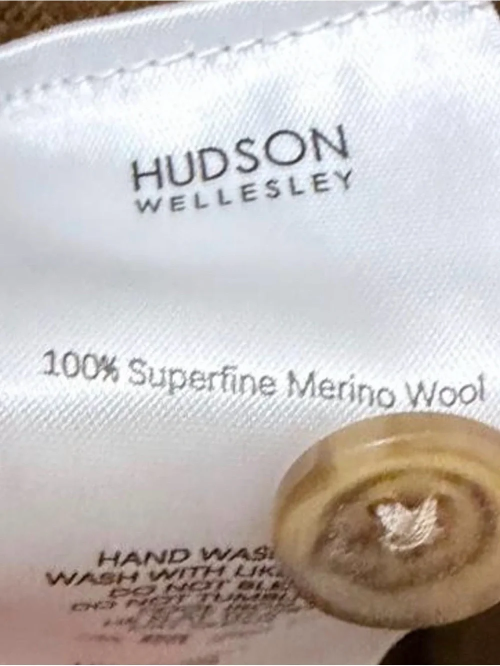 Hudson Wellesley brown merino wool cardigan with white trim size XL